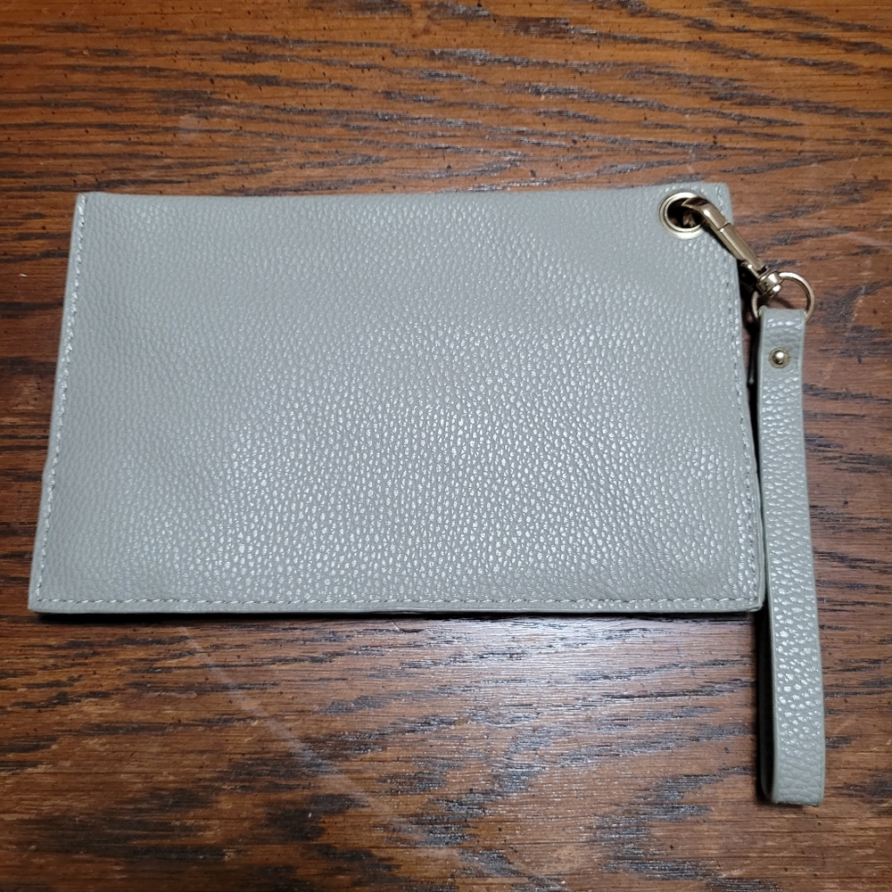 BCBG WRISTLET NWOT - Picture 2 of 5